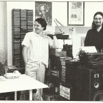 L'atelier de Tome (assis), Janry (à sa droite) et Stuf (le chevelu et barbu encore à sa droite).