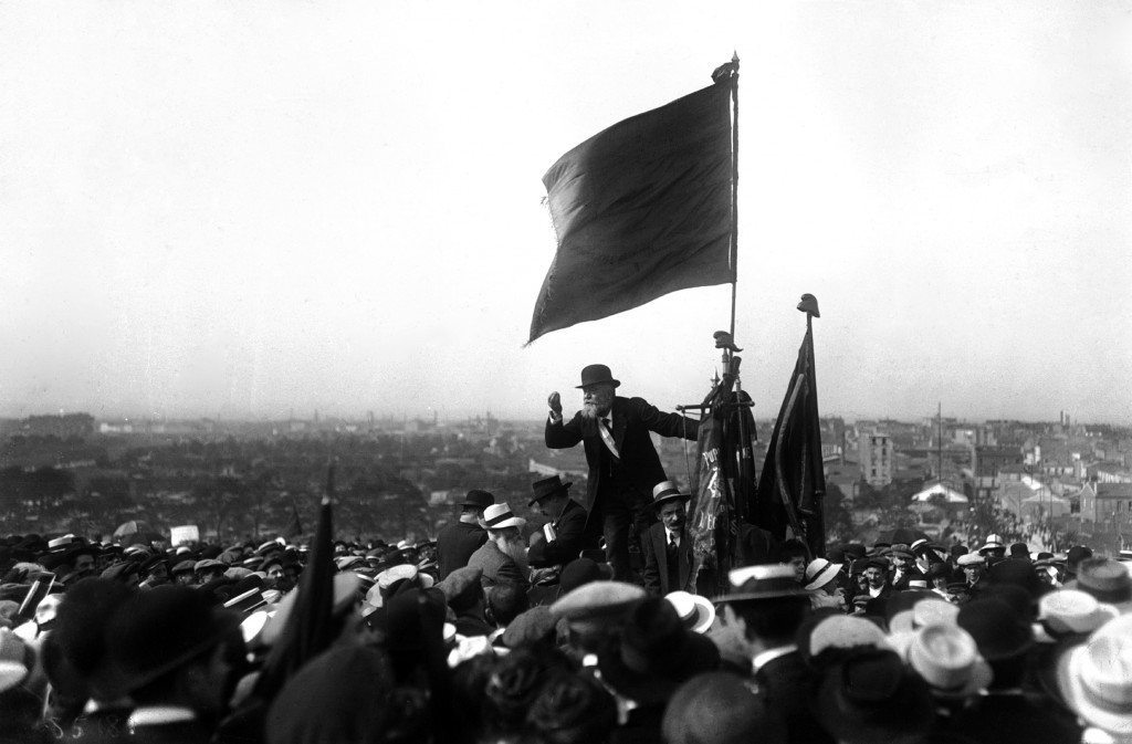 Le 25 mai 1913, Jaurès prononce un discours au Pré-Saint-Gervais (Photo d’Henri Roger/DR.)
